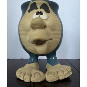 Muggly Funny Goofy Whimsical Face Mug Blue